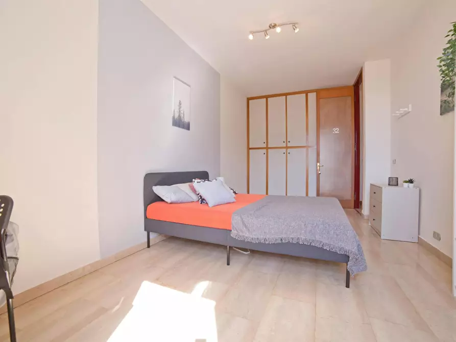 Immagine 3 di Camera in affitto  in Via Belvedere a Lecco