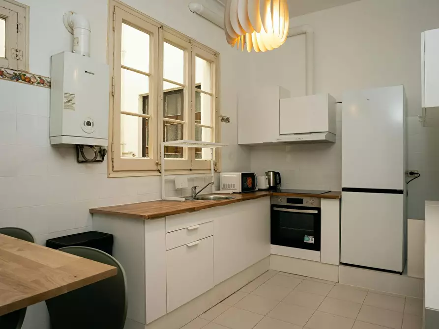 Immagine 6 di Camera in affitto  in Carrer del Comte d'Urgell a Barcelona