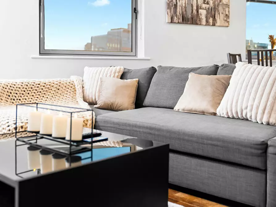 Immagine 1 di Appartamento in affitto  in Old Snow Hill a 