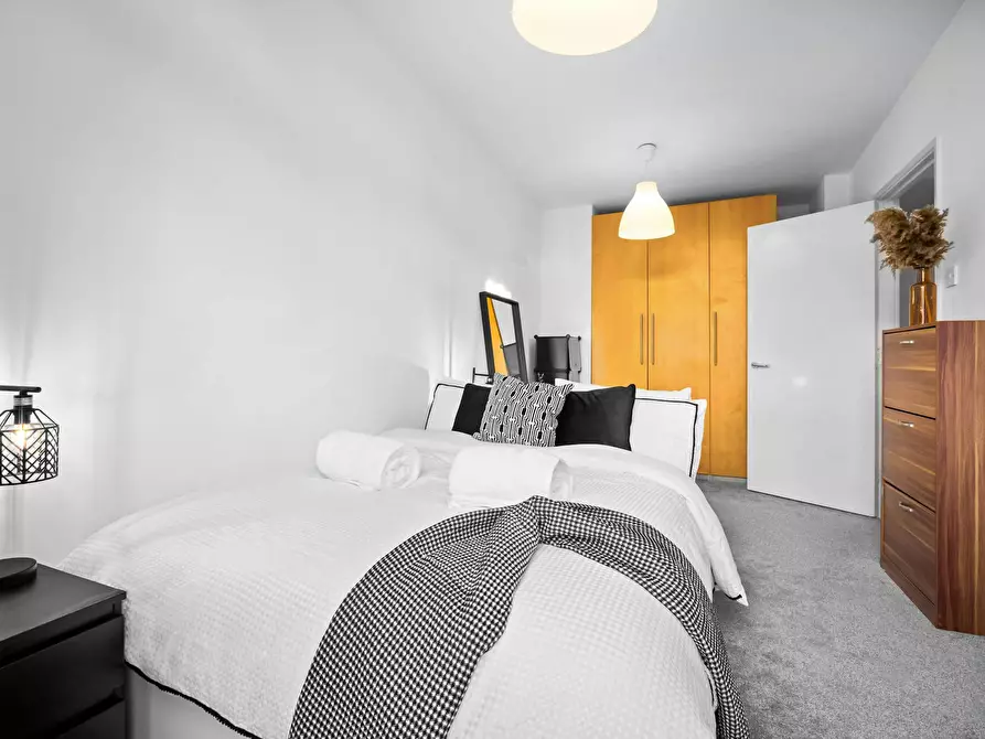 Immagine 3 di Appartamento in affitto  in Old Snow Hill a 