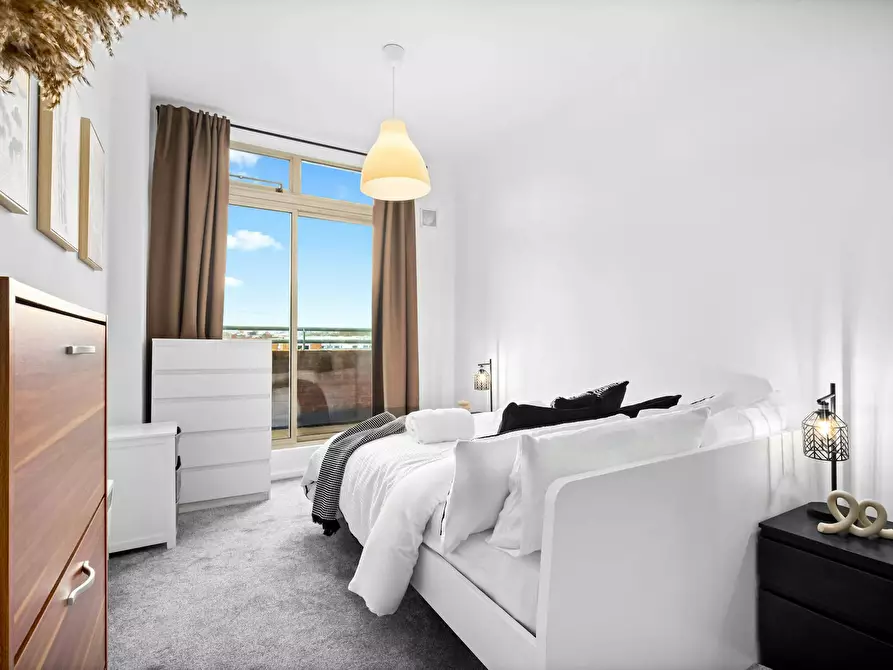 Immagine 2 di Appartamento in affitto  in Old Snow Hill a 