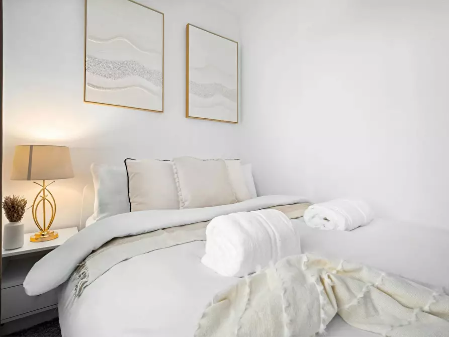 Immagine 10 di Appartamento in affitto  in Old Snow Hill a 