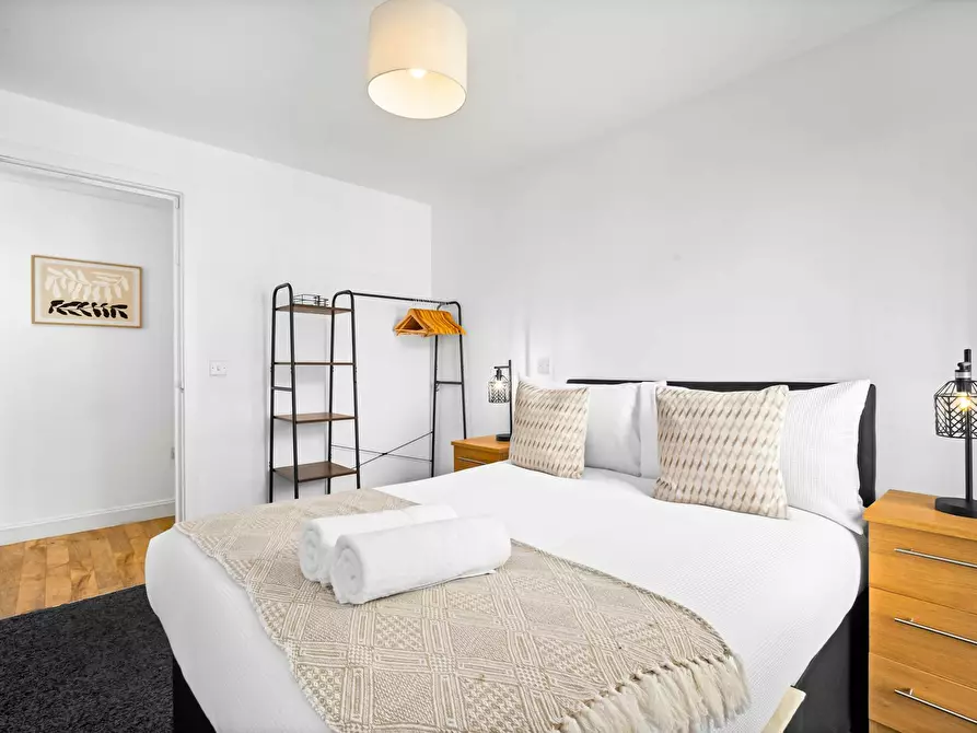 Immagine 8 di Appartamento in affitto  in Saint John's Walk a 