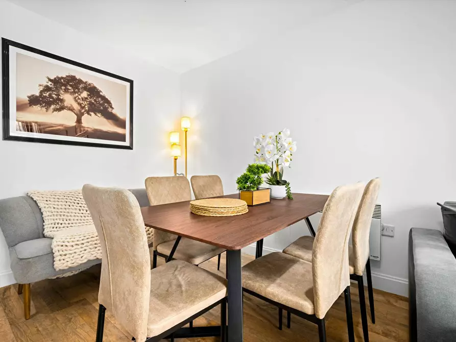 Immagine 2 di Appartamento in affitto  in Saint John's Walk a 