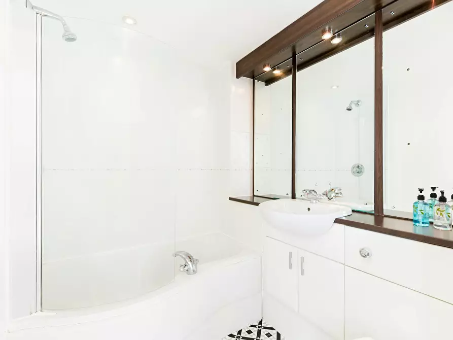 Immagine 5 di Appartamento in affitto  in Masshouse Lane a 