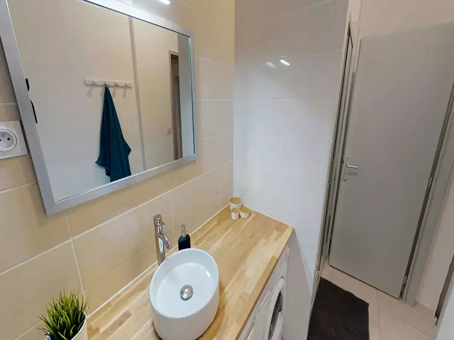 Immagine 10 di Camera in affitto  in Grand Rue Jean Moulin a Montpellier