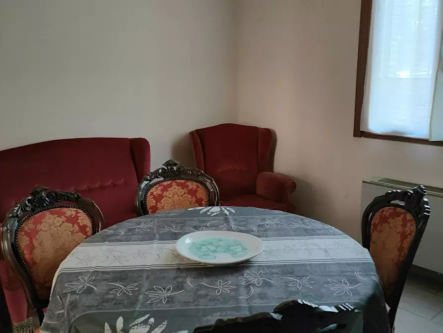 Immagine 4 di Appartamento in affitto  in Viale Divisione Acqui a Mantova