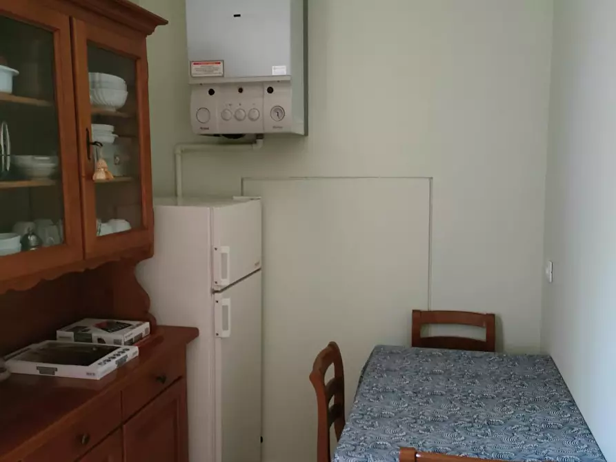 Immagine 6 di Appartamento in affitto  in Viale Divisione Acqui a Mantova