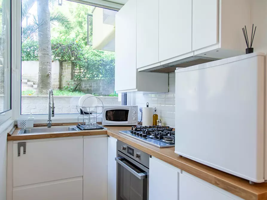 Immagine 3 di Appartamento in affitto  in Via Col della Porretta a Roma