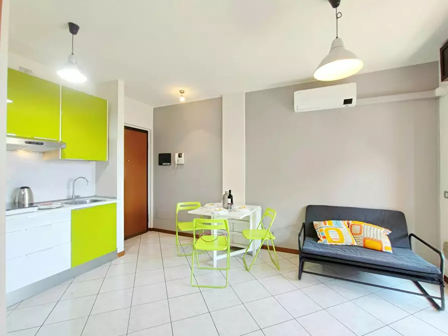 Immagine 5 di Appartamento in affitto  in Via Luigi Manzotti a Milano