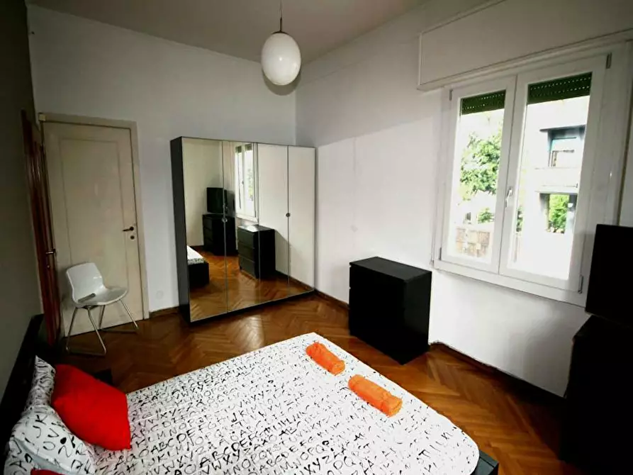 Immagine 2 di Camera in affitto  in Viale Francesco Restelli a Milano