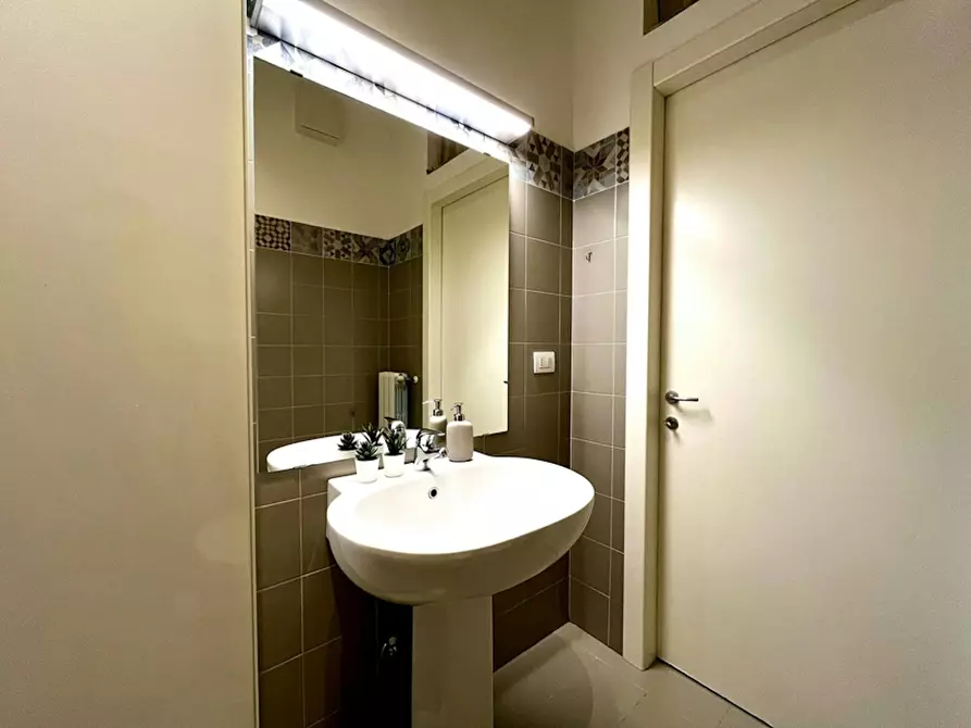 Immagine 10 di Appartamento in affitto  in Via Savona a Milano