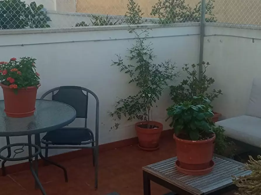 Immagine 3 di Camera in affitto  in Carrer dels Soguers a Valencia