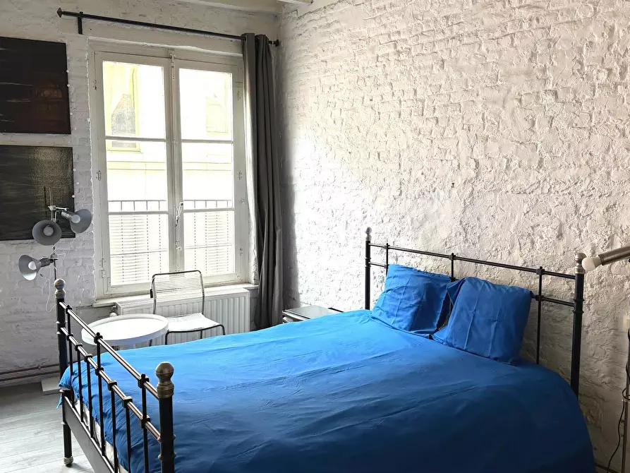 Immagine 1 di Camera in affitto  in Rue des Éperonniers a Bruxelles