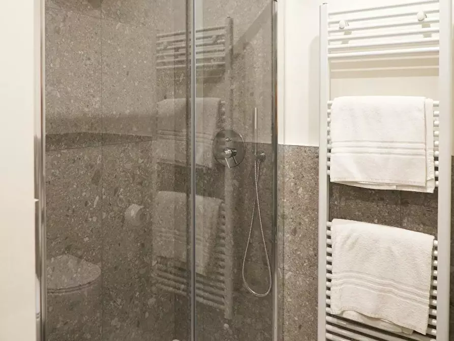 Immagine 5 di Appartamento in affitto  in Via Silvio Pellico a Torino