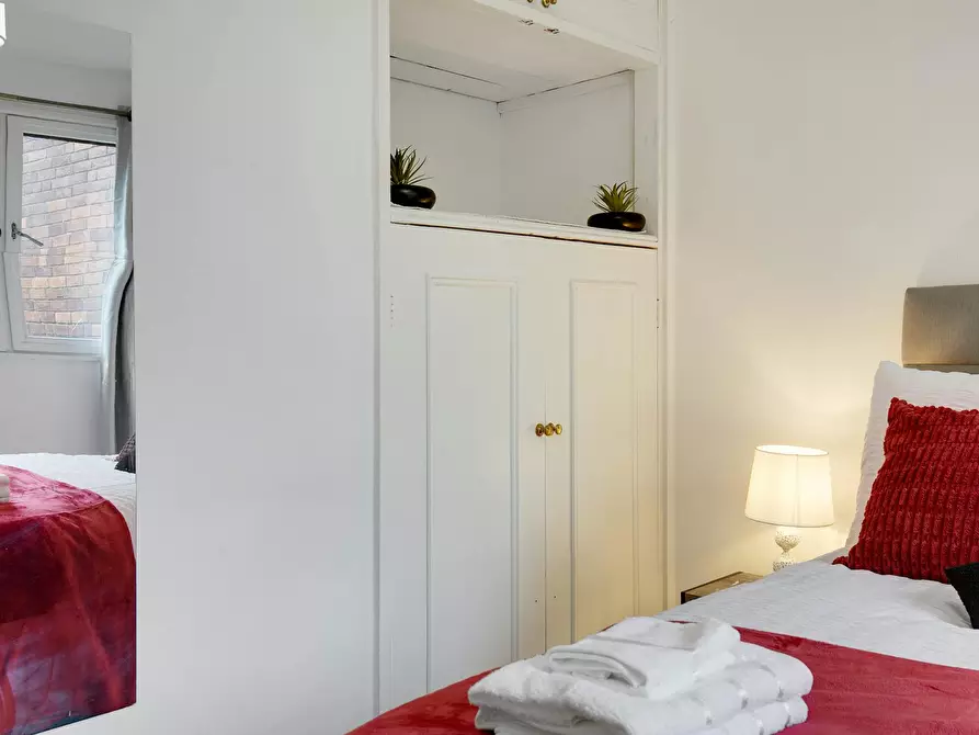 Immagine 4 di Appartamento in affitto  in Tachbrook Street a 