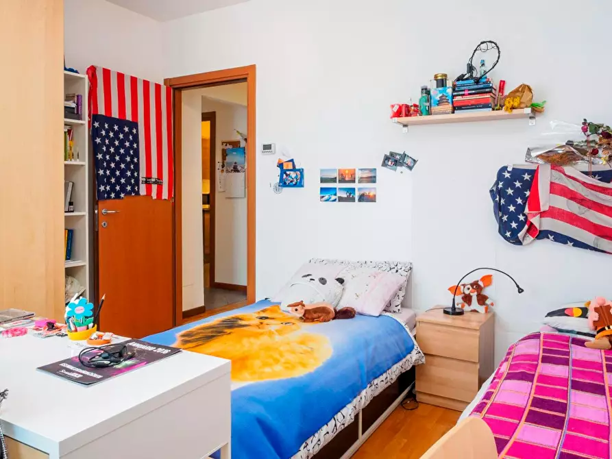 Immagine 4 di Camera condivisa in affitto  in Viale dell'Innovazione a Milano