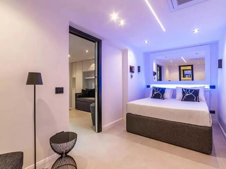 Immagine 6 di Appartamento in affitto  in Via Saverio Mercadante a Roma