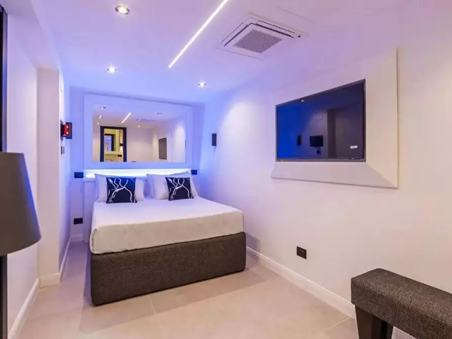 Immagine 5 di Appartamento in affitto  in Via Saverio Mercadante a Roma