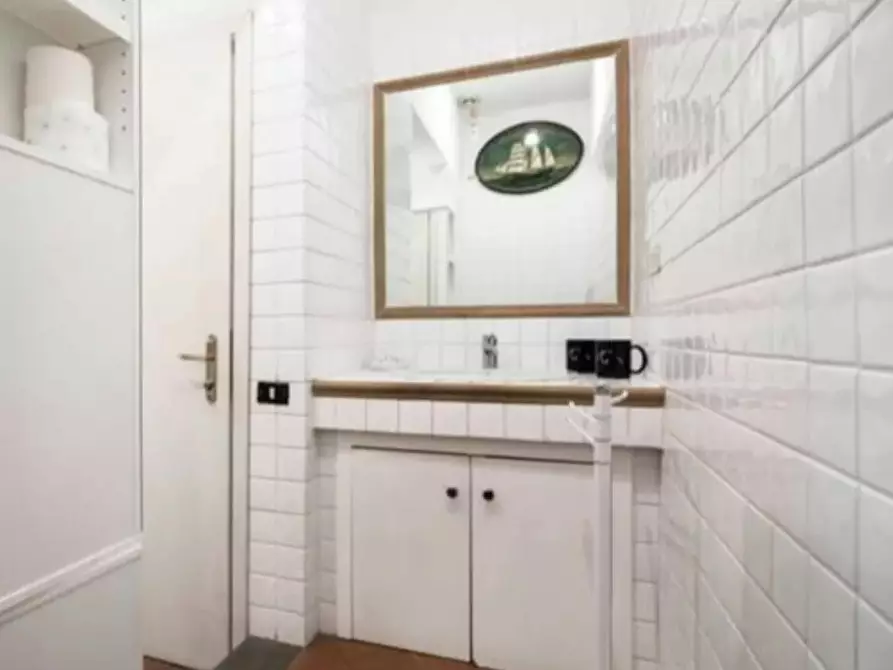 Immagine 9 di Appartamento in affitto  in Via Belsiana a Roma