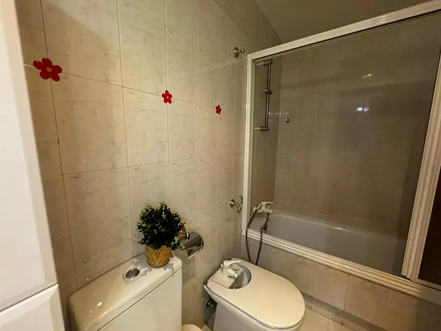 Immagine 9 di Camera in affitto  in Calle del Golfo de Salónica a Madrid