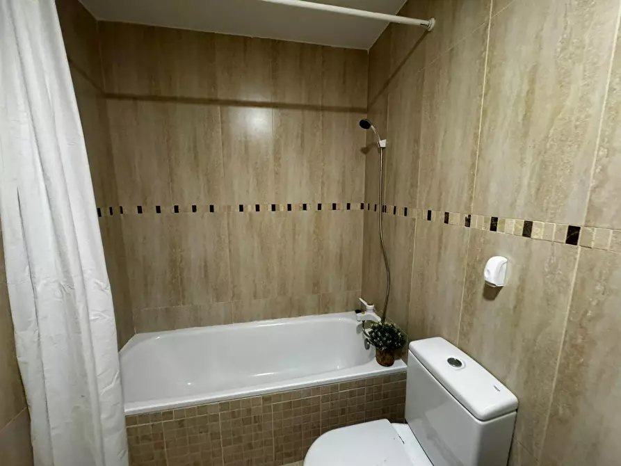 Immagine 6 di Camera in affitto  in Calle del Golfo de Salónica a Madrid