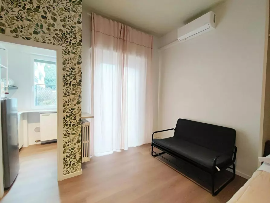 Immagine 9 di Appartamento in affitto  in Via Monte San Genesio a Milano