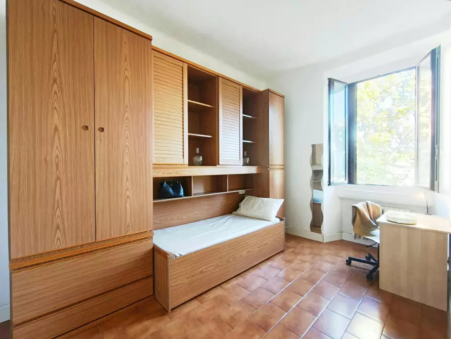 Immagine 3 di Camera in affitto  in Via Camillo e Otto Cima a Milano