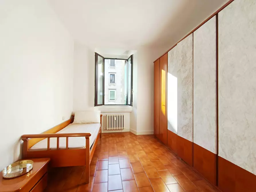 Immagine 9 di Camera in affitto  in Via Camillo e Otto Cima a Milano