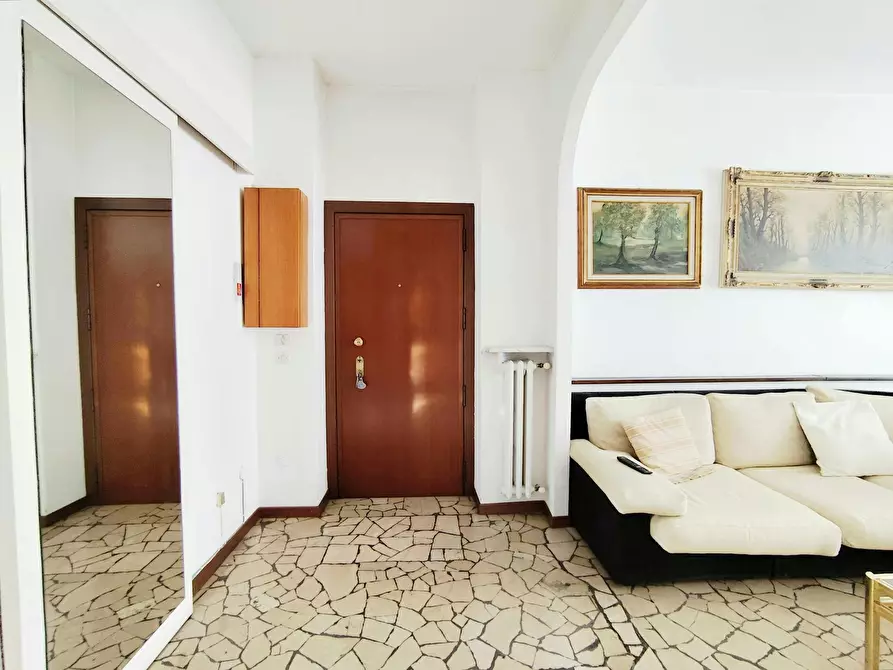Immagine 9 di Appartamento in affitto  in Via Passo Rolle a Milano
