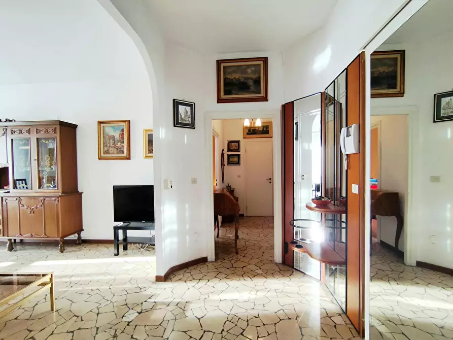 Immagine 2 di Appartamento in affitto  in Via Passo Rolle a Milano