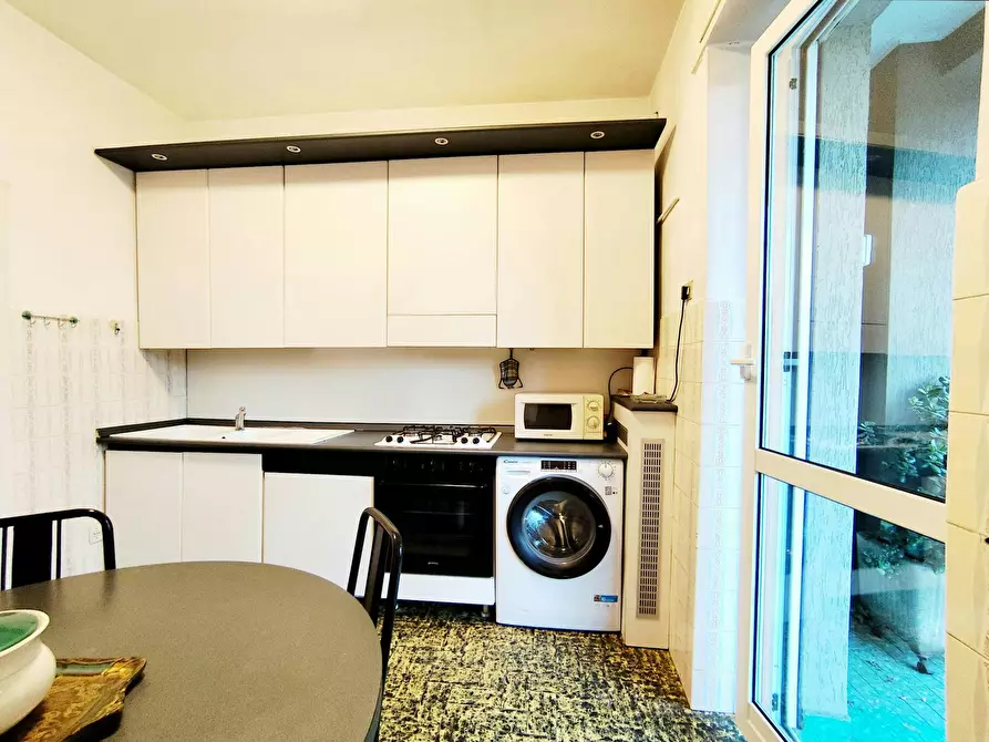 Immagine 10 di Appartamento in affitto  in Via Passo Rolle a Milano