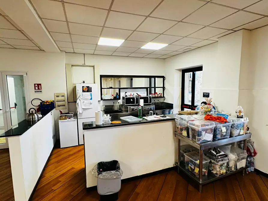 Immagine 10 di Camera in affitto  in Via Cassia a Roma