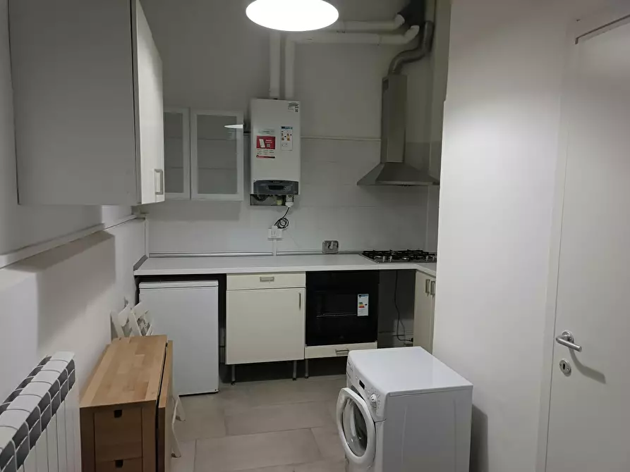 Immagine 6 di Appartamento in affitto  in Via Frassinago a Bologna