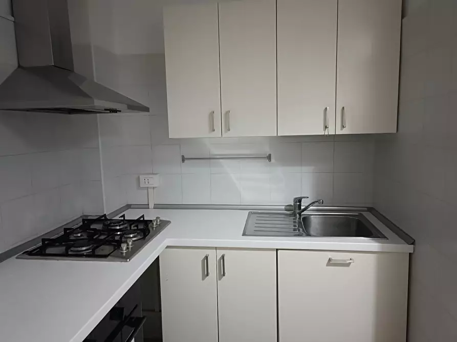Immagine 5 di Appartamento in affitto  in Via Frassinago a Bologna