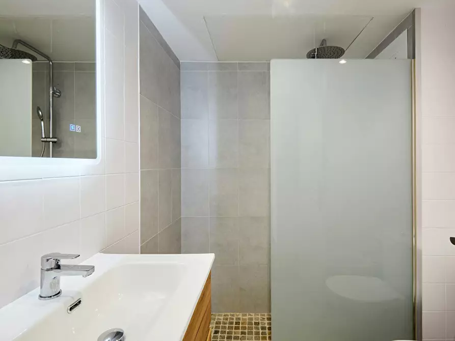 Immagine 9 di Appartamento in affitto  in Carrer dels Doctors Trias i Pujol a Barcelona