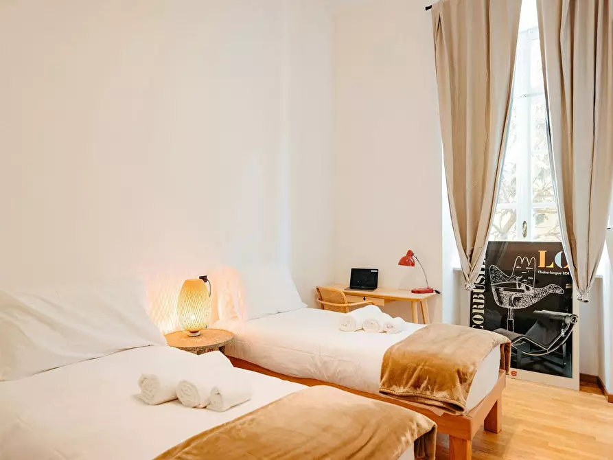 Immagine 8 di Camera in affitto  in Via Carlo Alberto a Torino