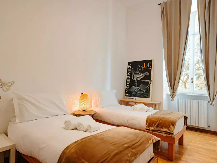 Immagine 1 di Camera in affitto  in Via Carlo Alberto a Torino