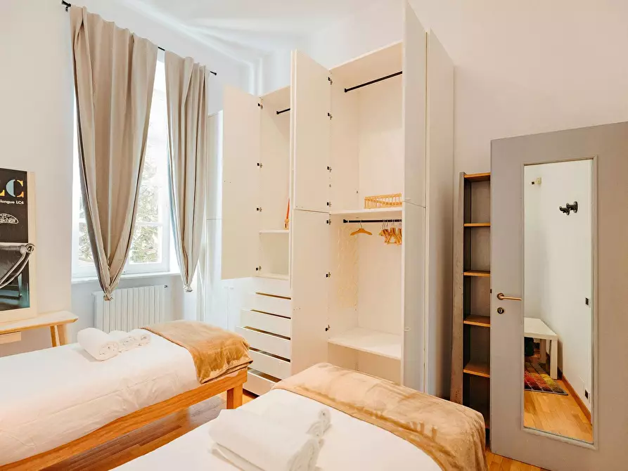 Immagine 2 di Camera in affitto  in Via Carlo Alberto a Torino