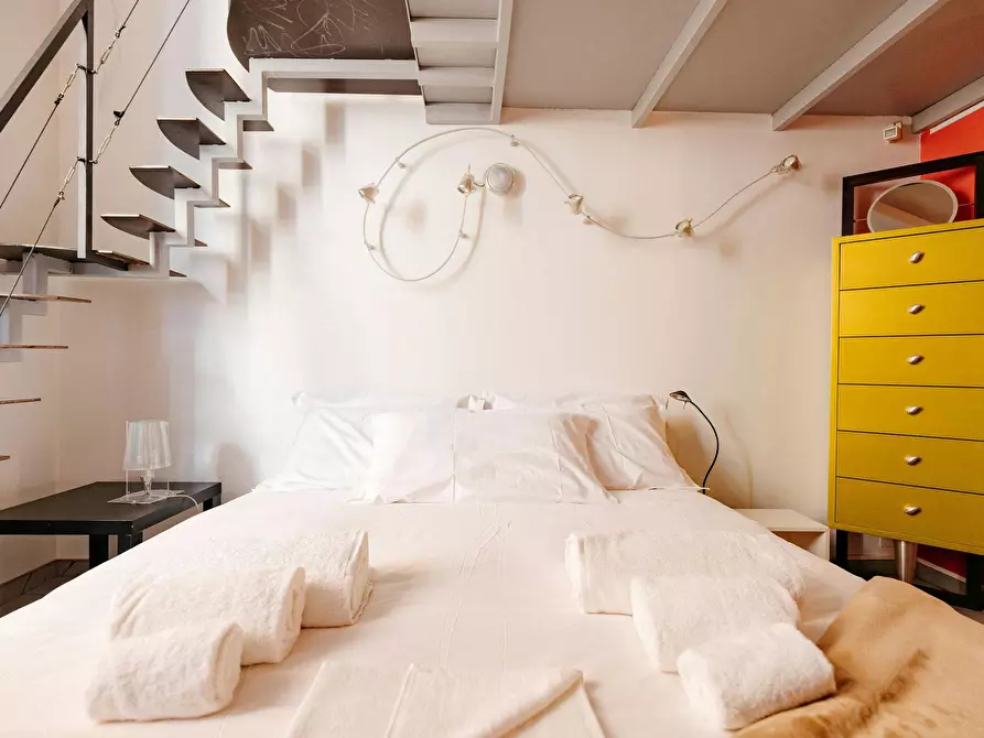 Immagine 4 di Camera in affitto  in Via Carlo Alberto a Torino