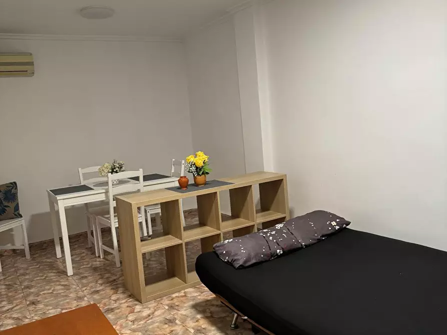 Immagine 4 di Camera in affitto  in Carrer de Guillem d'Anglesola a Valencia