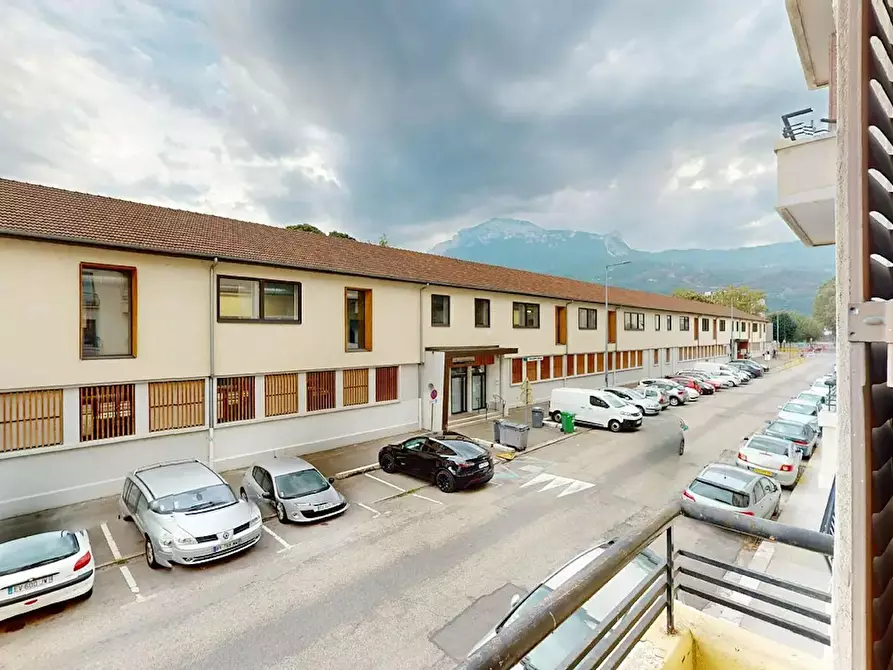 Immagine 1 di Camera in affitto  in Rue Joseph Bouchayer a Grenoble