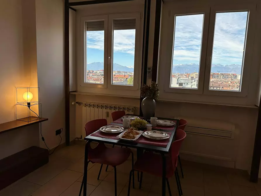 Immagine 5 di Appartamento in affitto  in Corso Massimo d'Azeglio a Torino