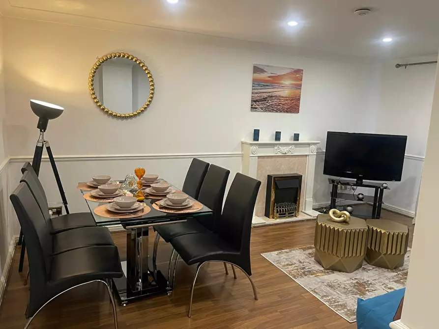 Immagine 9 di Appartamento in affitto  in Russell Road a Merton