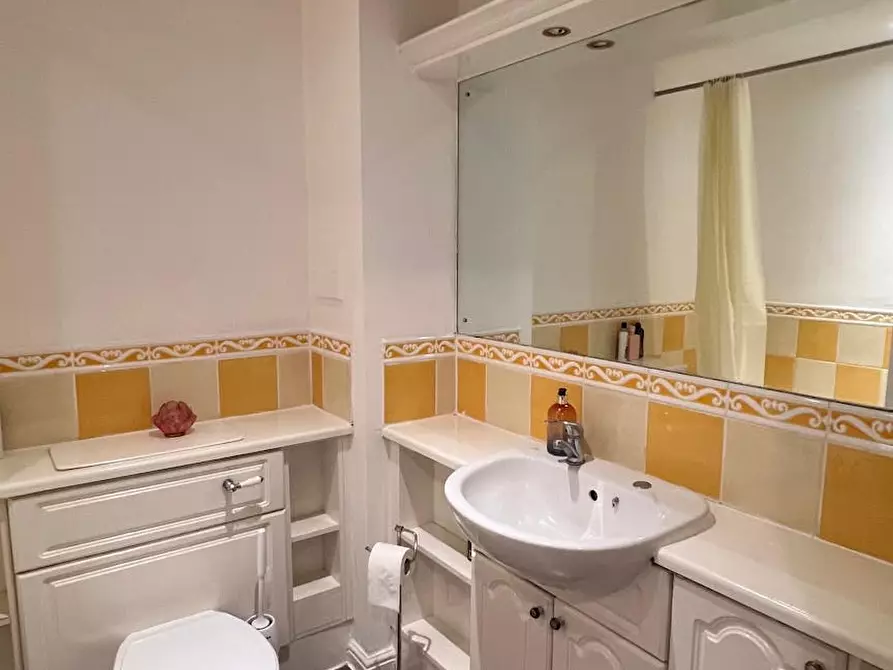 Immagine 5 di Appartamento in affitto  in Russell Road a Merton