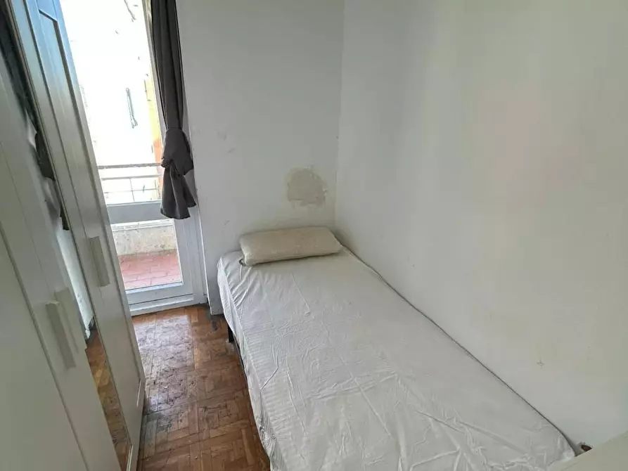 Immagine 1 di Camera in affitto  in Carrer de Benet Mateu a Barcelona