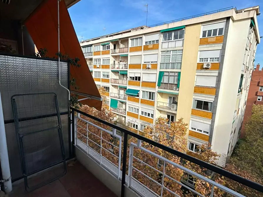 Immagine 2 di Camera in affitto  in Carrer de Benet Mateu a Barcelona