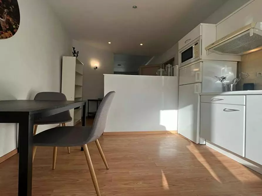 Immagine 8 di Appartamento in affitto  in Avenue de la Brabançonne a Bruxelles