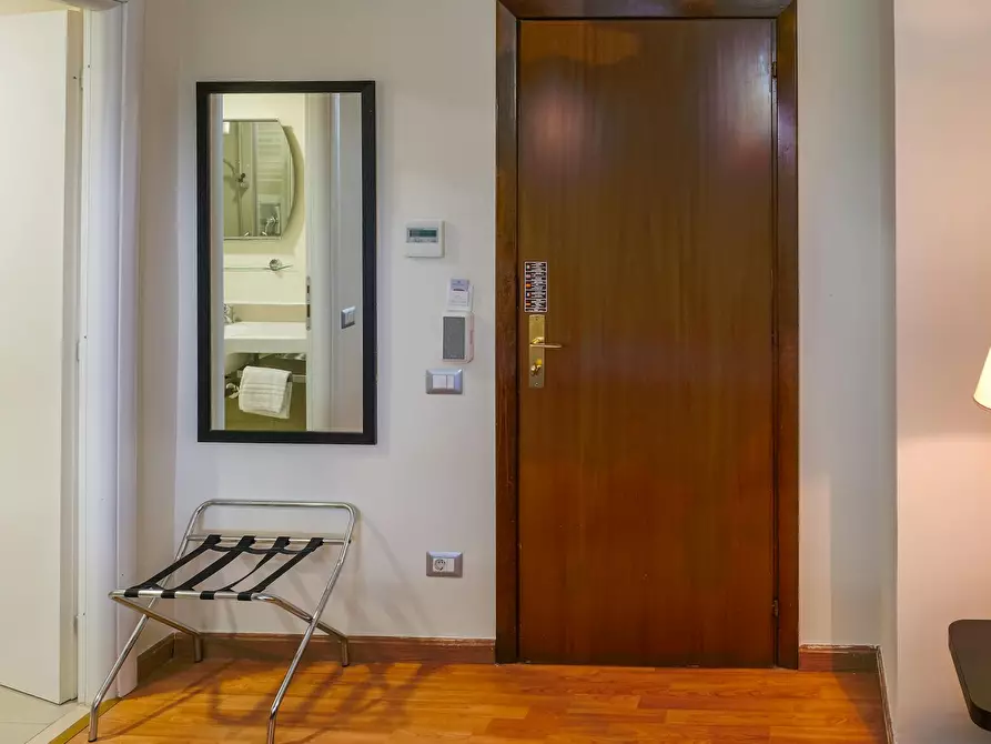 Immagine 3 di Camera in affitto  in Via Cassia a Roma