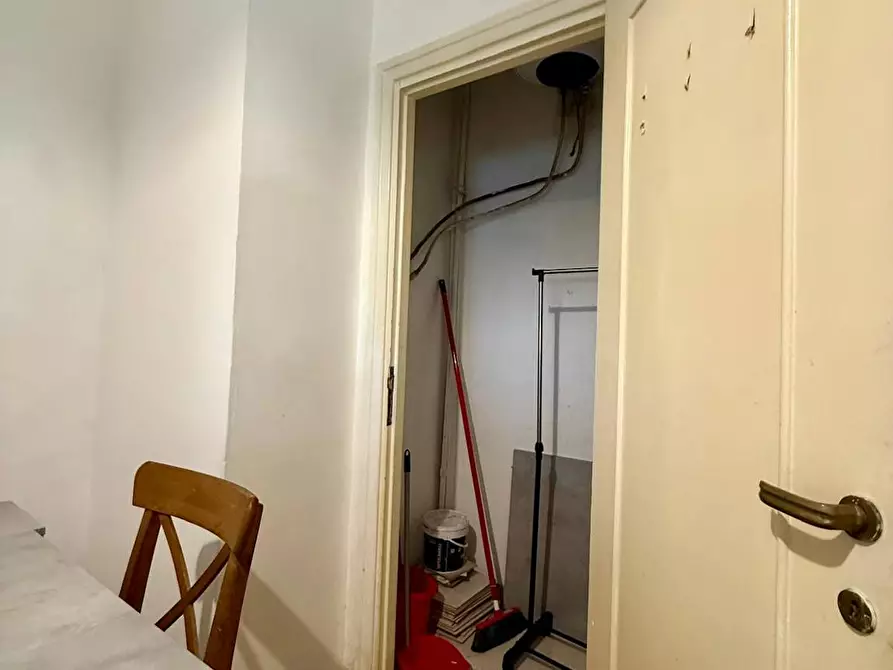 Immagine 9 di Appartamento in affitto  in Via Gian Luca Squarcialupo a Roma